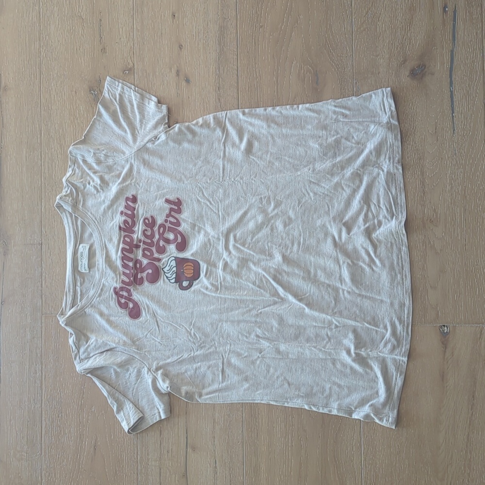 NWOT maurices pumpkin spice girl shirt
